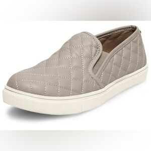 Steve Madden ECENTRCQ  Quilted Tan Slip-On Shoes